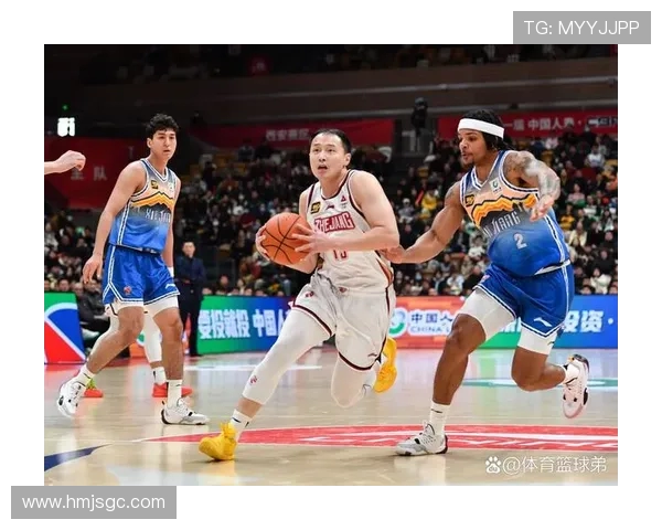 2020年CBA新疆队与广州队激战回顾精彩瞬间与战术分析