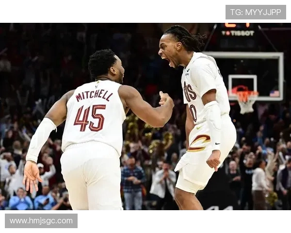 骑士队与76人激战105分之战展现篮球魅力与团队精神