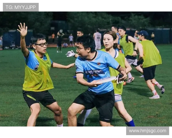 广州飞盘队在滑板精英赛中的个人能力表现全面解析与点评